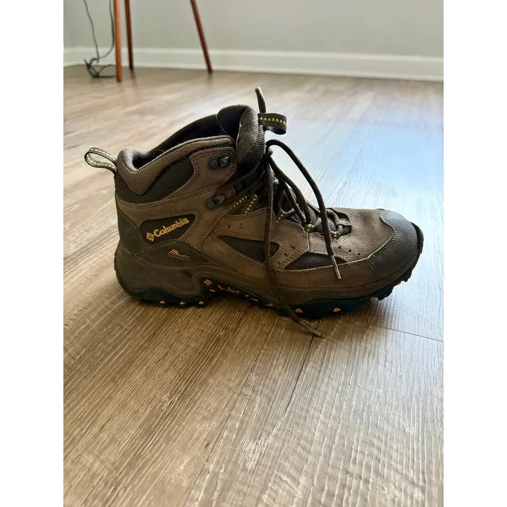 Columbia Coretek WP BM3444 Hiking Boots Cordovan‎ Mens 8.5